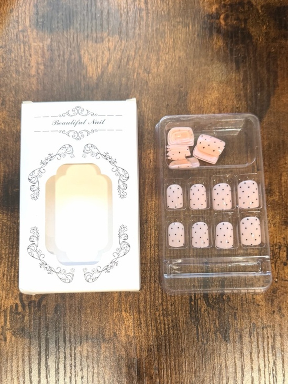 Beautiful Nail Pink Polka Dot Press-On Nails